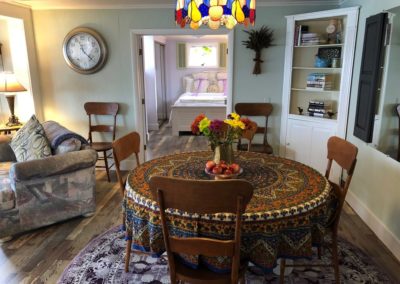 Arrowhead Beach dining | Savannah House Wine Country Inn & Cottages | Finger Lakes, NY